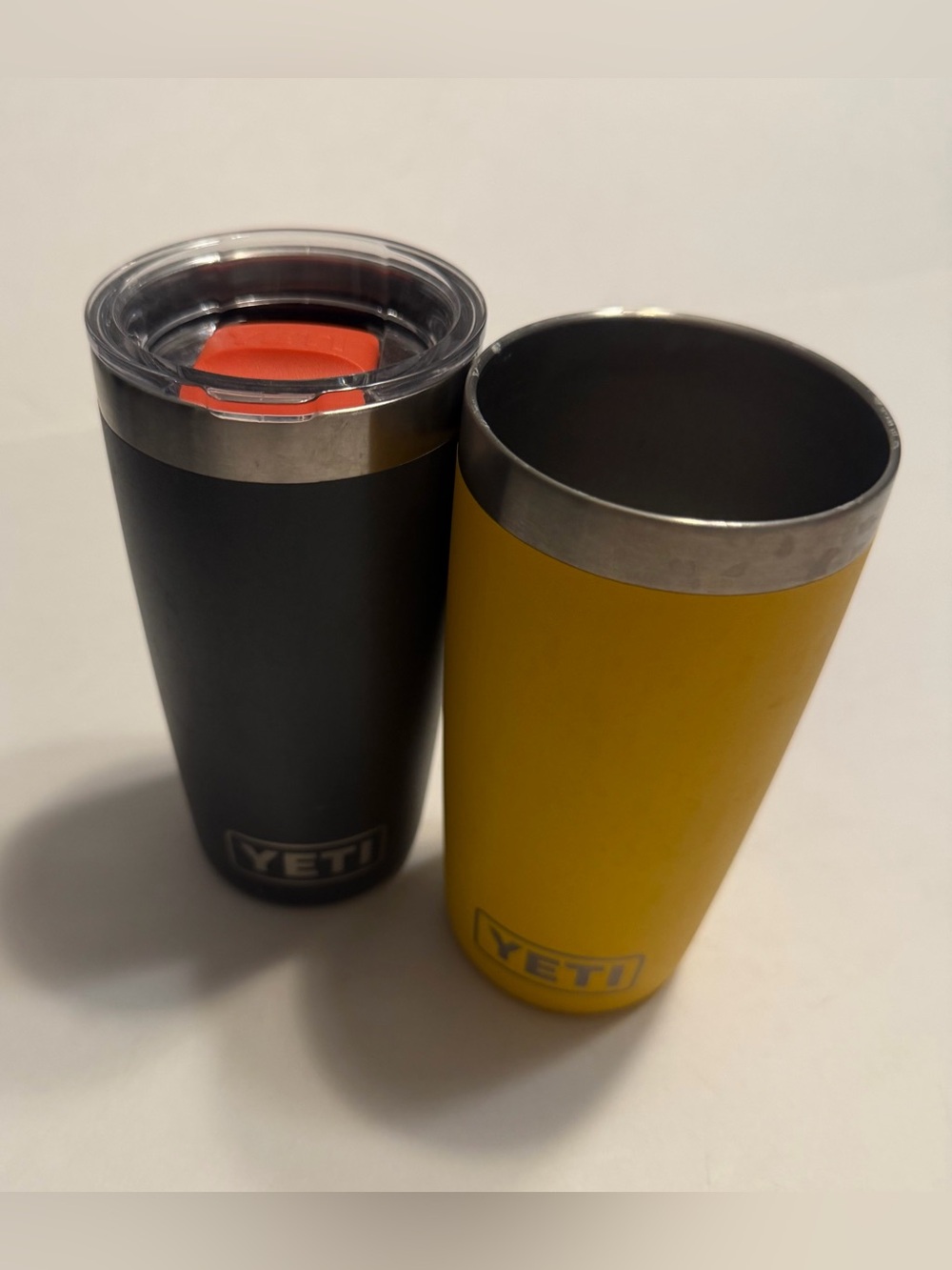 yeti 10 oz tumbler Set One Yellow One Blue With 1 Lid